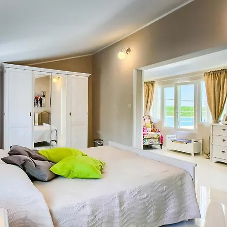 Vila Avemar Villa *