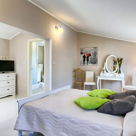 Vila Avemar Villa *